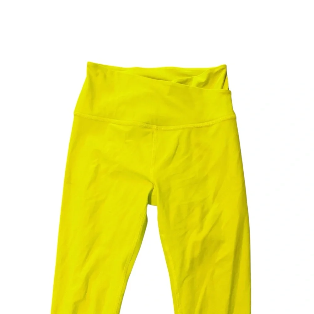 Beyond Yoga sleek high